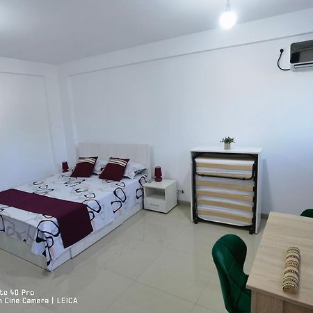 Garsoniera De La Mare Apartment Mangalia Exterior photo